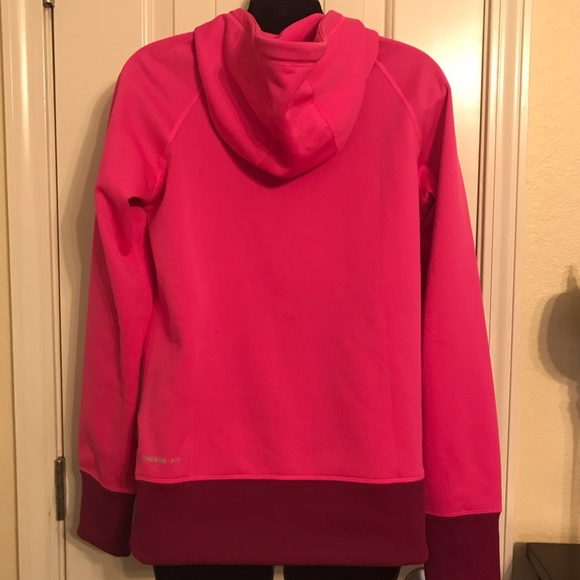 Nike Women’s Pullover - Picture 11 of 14